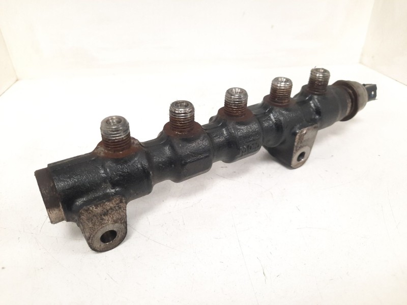 Recambio de rampa inyectora para peugeot 308 i (4a_, 4c_) 1.6 hdi referencia OEM IAM 9654592680 9654590 018903319