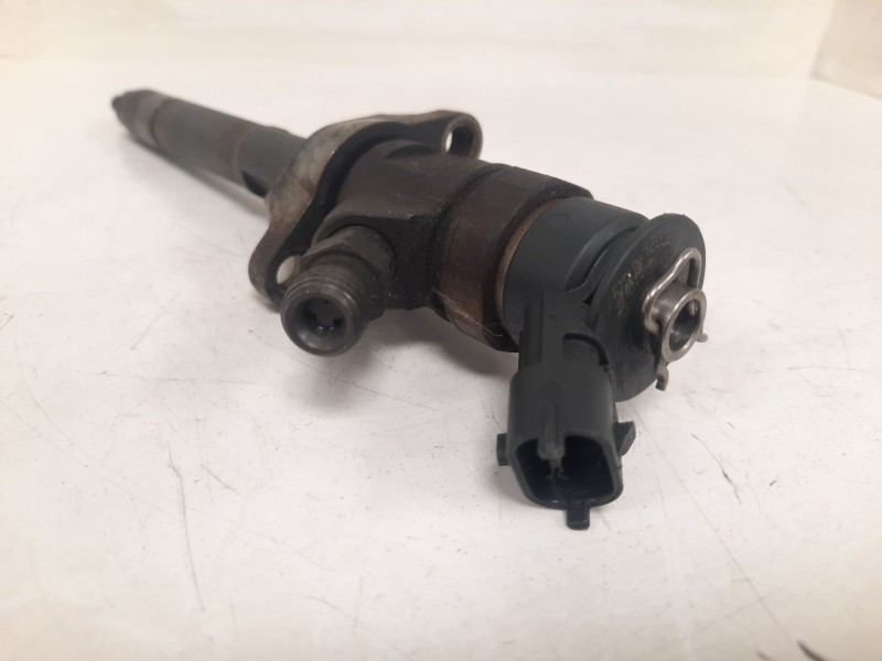 Recambio de inyector para peugeot 308 confort referencia OEM IAM 0446110297   Recambio de inyector para peugeot 308 confort referencia OEM IAM 0446110297