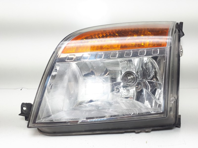Recambio de faro derecho para ford fusion (cbk) ambiente referencia OEM IAM   