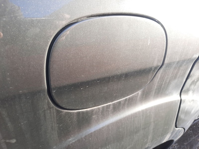 Recambio de tapa exterior combustible para ford s-max (wa6) 2.0 tdci referencia OEM IAM   