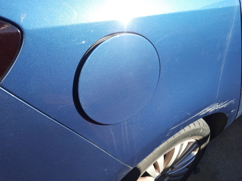 Recambio de tapa exterior combustible para opel zafira tourer c (p12) 1.6 cdti (75) referencia OEM IAM   