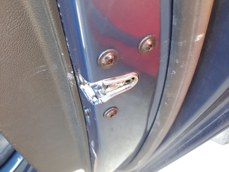 Recambio de cerradura puerta trasera derecha para opel zafira tourer c (p12) 1.6 cdti (75) referencia OEM IAM   