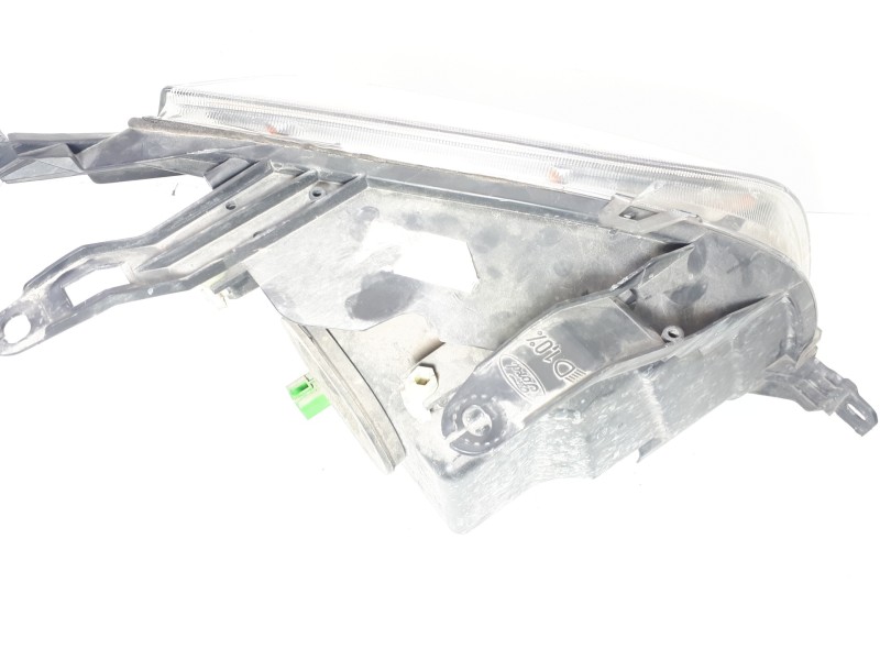 Recambio de faro derecho para ford fusion (cbk) ambiente referencia OEM IAM   