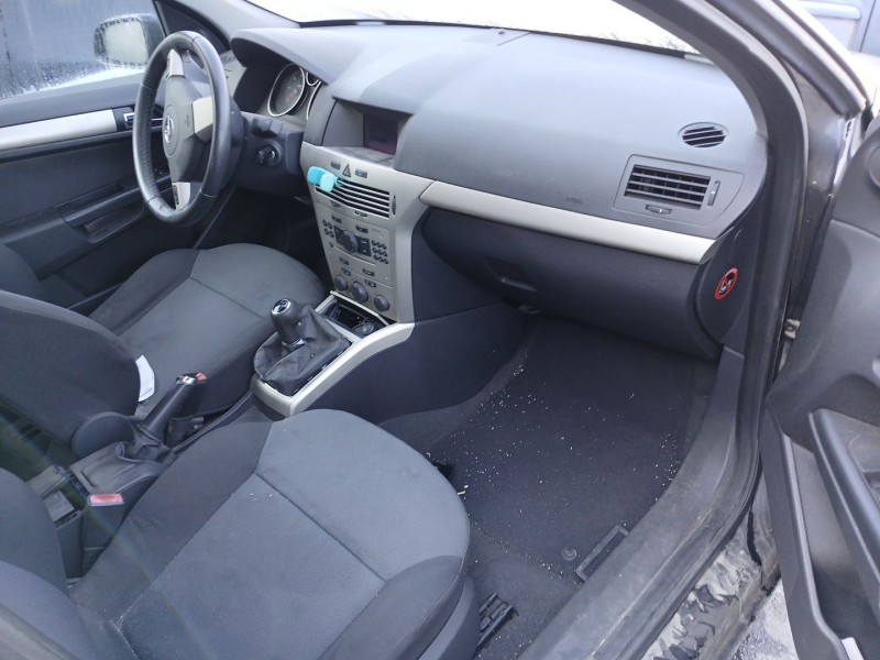 opel astra h (a04) del año 2007