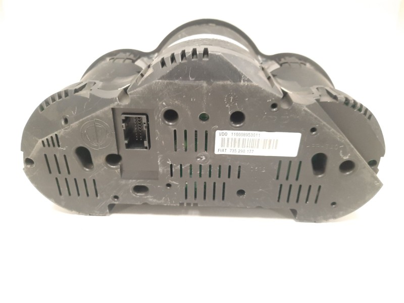 Recambio de cuadro instrumentos para alfa romeo 147 (190) 1.6 16v cat referencia OEM IAM 735290177 110008953011 