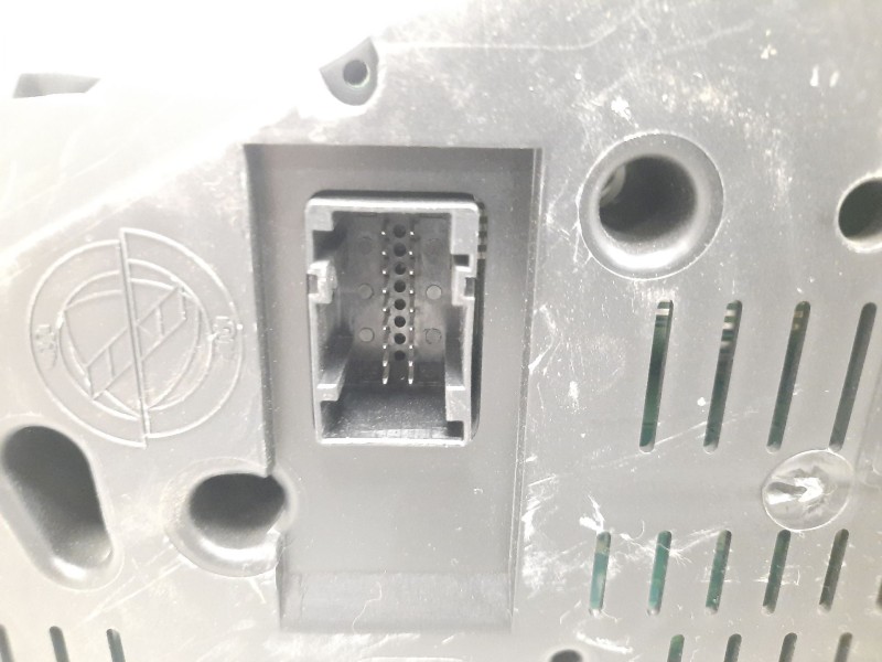 Recambio de cuadro instrumentos para alfa romeo 147 (190) 1.6 16v cat referencia OEM IAM 735290177 110008953011 