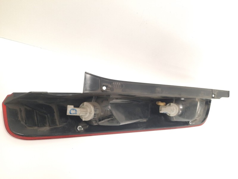 Recambio de piloto trasero derecho para ford focus berlina (cap) 2.0 tdci cat referencia OEM IAM  12176 