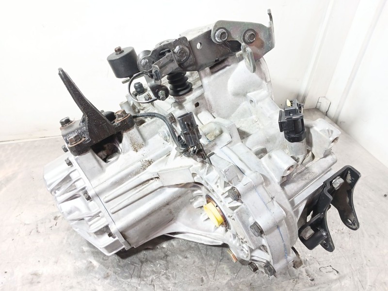 Recambio de caja cambios para hyundai getz (tb) 1.5 crdi gls referencia OEM IAM J52271 667632 