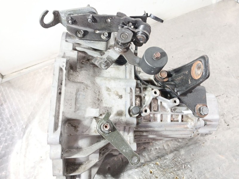 Recambio de caja cambios para hyundai getz (tb) 1.5 crdi gls referencia OEM IAM J52271 667632 