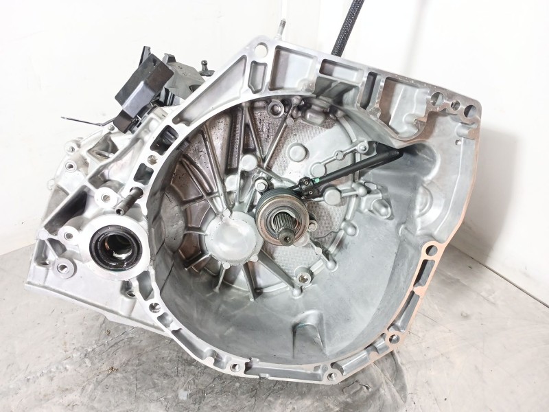 Recambio de caja cambios para nissan townstar furgoneta/monovolumen (xfk) 1.3 referencia OEM IAM TL4B368 32010760R 