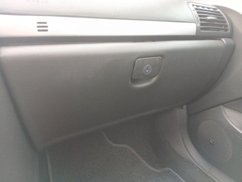 Recambio de guantera para peugeot 407 coupé (6c_) 2.2 16v referencia OEM IAM   