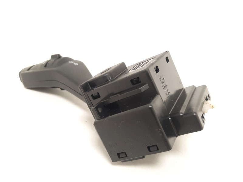 Recambio de mando intermitentes para ford focus berlina (cap) 1.6 tdci cat referencia OEM IAM  30852 