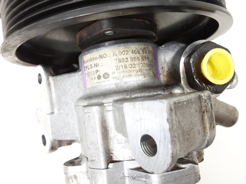 Recambio de bomba servodireccion para mercedes-benz clase c (w203) berlina 220 cdi (203.006) referencia OEM IAM A0024669401 7692
