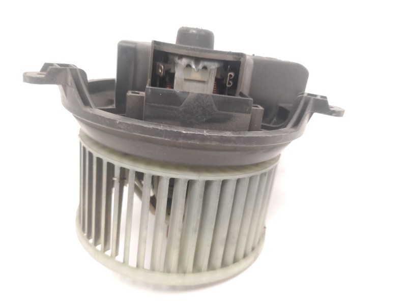 Recambio de motor calefaccion para renault laguna (b56) 2.2 turbodiesel referencia OEM IAM G8T760 9943 