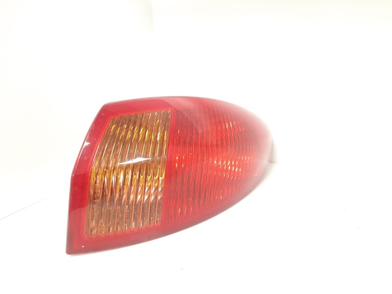 Recambio de piloto trasero derecho para alfa romeo 147 (190) 1.6 16v cat referencia OEM IAM  31901 