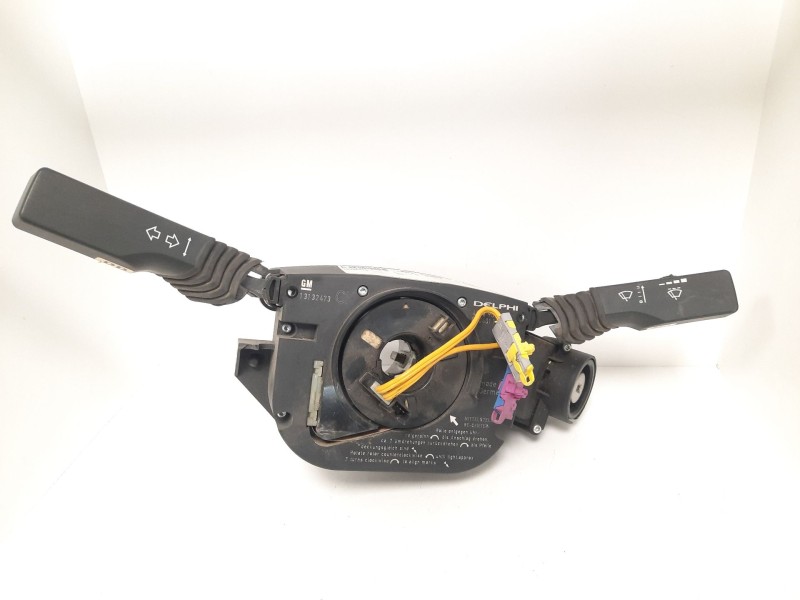 Recambio de mando intermitentes para opel signum 2.2 16v cat (z 22 yh / lch) referencia OEM IAM 13132473 67CNQK115367 