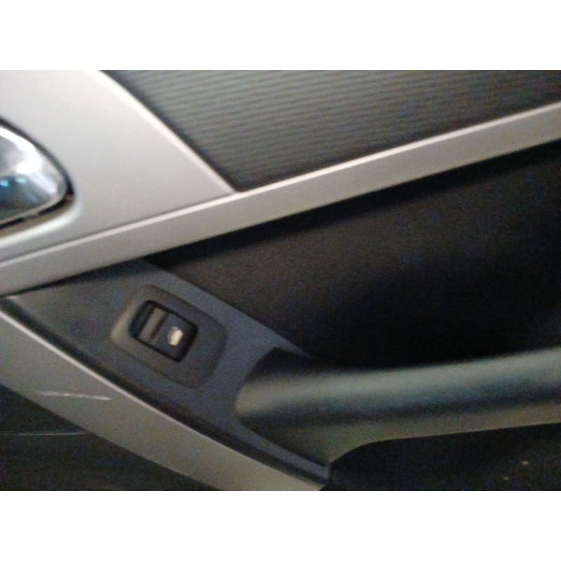 Recambio de mando elevalunas trasero derecho para citroën c4 picasso i monospace (ud_) 1.6 hdi referencia OEM IAM   