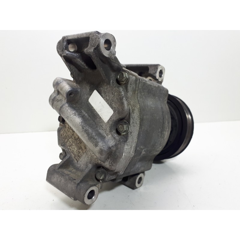 Recambio de compresor aire acondicionado para lancia ypsilon (101) 1,3 multijet 16v sport momodesign referencia OEM IAM 5A797560