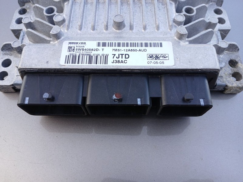 Recambio de centralita motor uce para ford c-max (dm2) 1.8 tdci referencia OEM IAM    Recambio de centralita motor uce para ford c-max (dm2) 1.8 tdci referencia OEM IAM