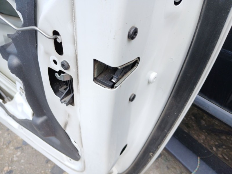 Recambio de cerradura puerta delantera derecha para bmw serie 1 coupe (e82) 120d referencia OEM IAM   