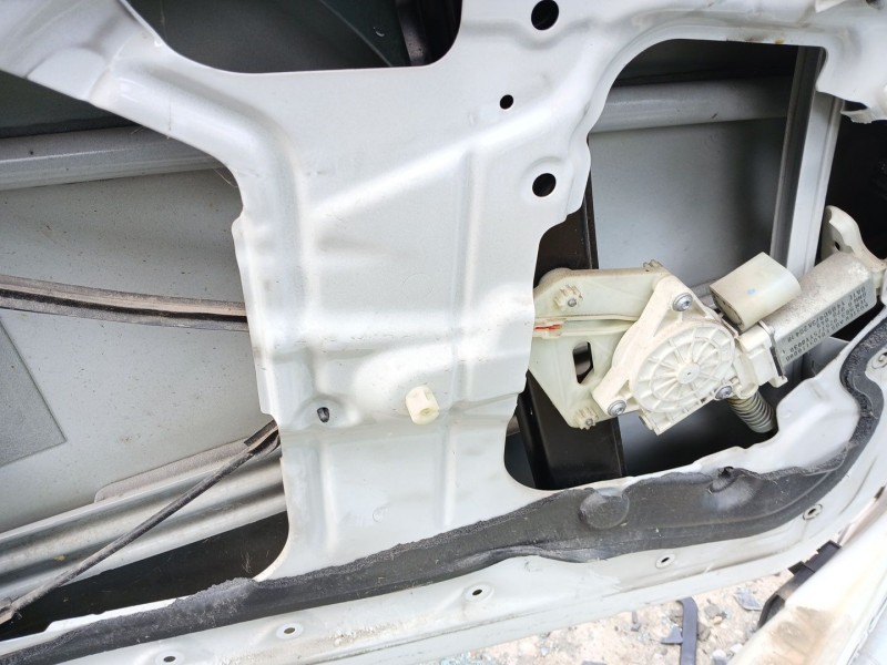 Recambio de elevalunas delantero izquierdo para bmw serie 1 coupe (e82) 120d referencia OEM IAM   