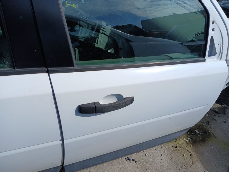 Recambio de puerta delantera derecha para land rover freelander (lr2) td4 s referencia OEM IAM   