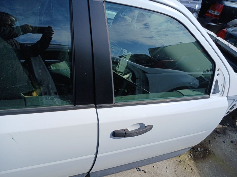 Recambio de puerta delantera derecha para land rover freelander (lr2) td4 s referencia OEM IAM   