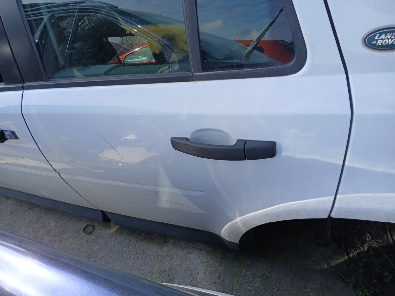 Recambio de puerta trasera izquierda para land rover freelander (lr2) td4 s referencia OEM IAM   