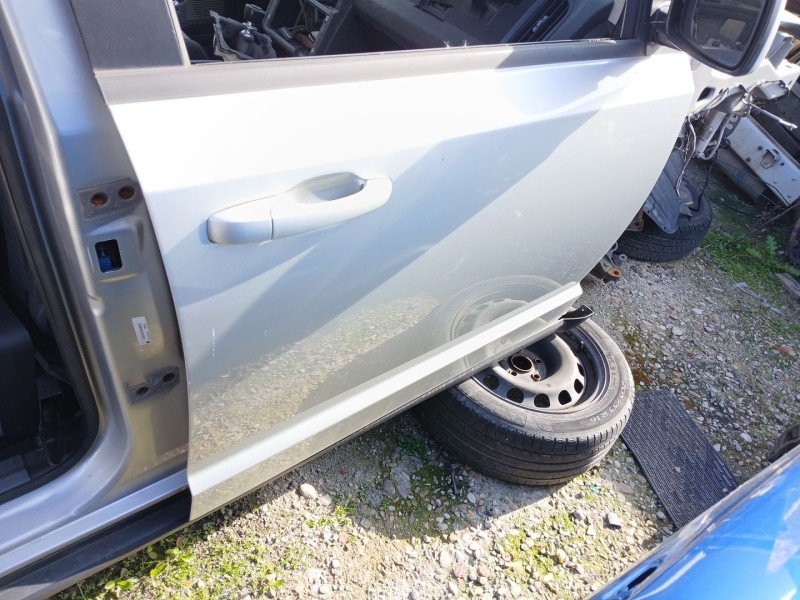 Recambio de puerta delantera derecha para dodge journey sxt cool family referencia OEM IAM   