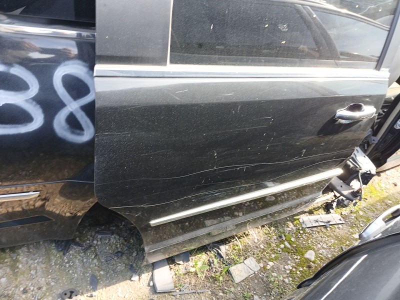 Recambio de puerta lateral corredera derecha para chrysler grand voyager lx referencia OEM IAM   