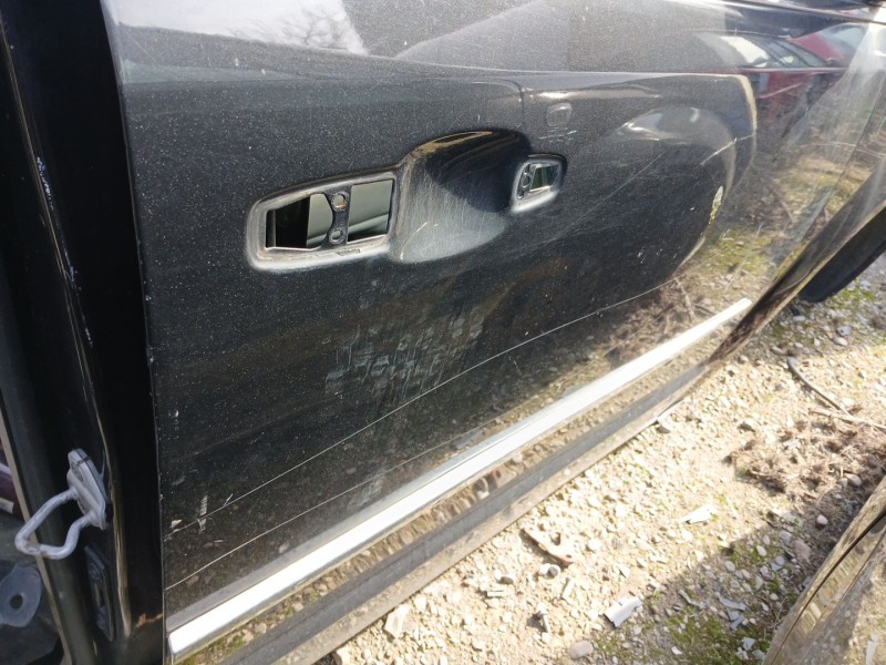 Recambio de puerta delantera derecha para chrysler grand voyager lx referencia OEM IAM   