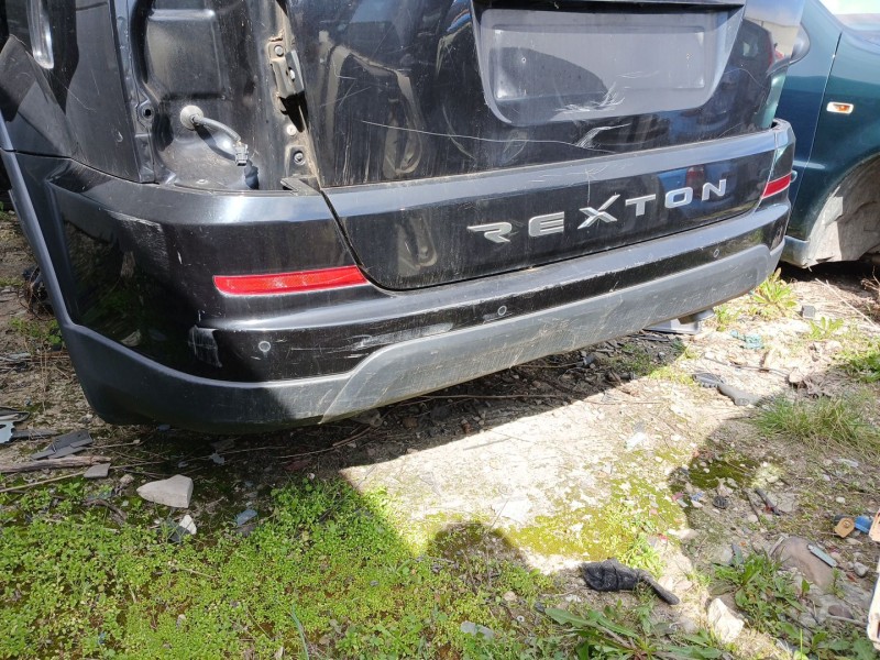 Recambio de paragolpes trasero para ssangyong rexton w limited 4wd referencia OEM IAM   