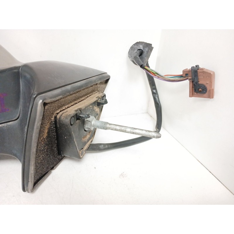 Recambio de retrovisor izquierdo para peugeot 407 (6d_) 2.0 hdi 135 (6drhrh, 6drhre, 6drhrg, 6drhrj) referencia OEM IAM   
