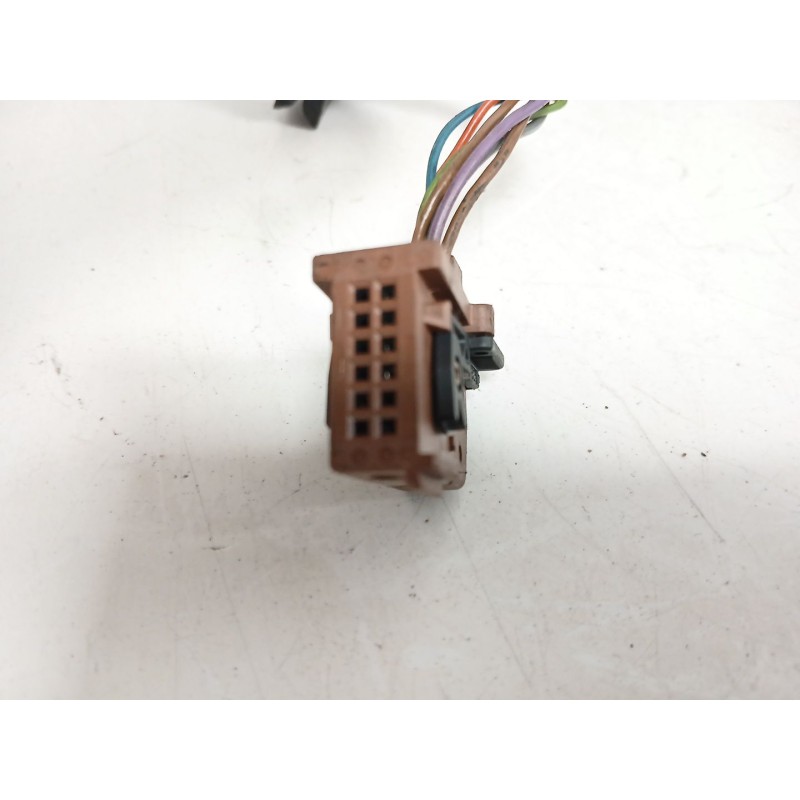 Recambio de retrovisor izquierdo para peugeot 407 (6d_) 2.0 hdi 135 (6drhrh, 6drhre, 6drhrg, 6drhrj) referencia OEM IAM   