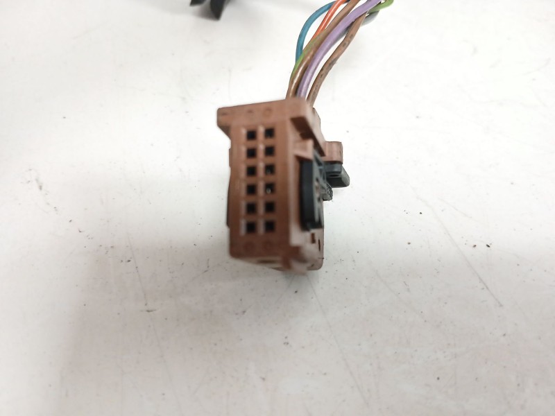 Recambio de retrovisor izquierdo para peugeot 407 (6d_) 2.0 hdi 135 (6drhrh, 6drhre, 6drhrg, 6drhrj) referencia OEM IAM   