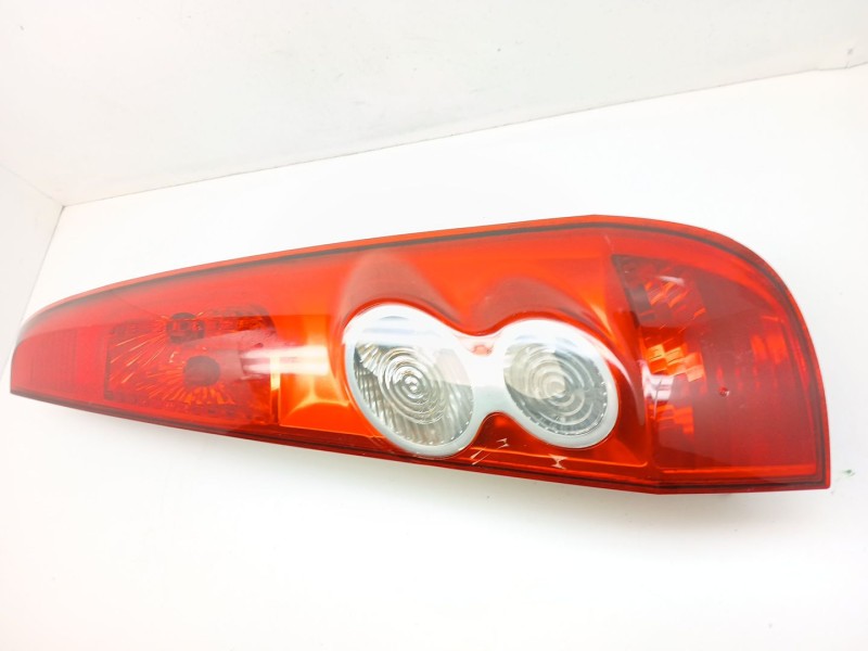 Recambio de piloto trasero derecho para ford fiesta v (jh_, jd_) 1.4 tdci referencia OEM IAM   