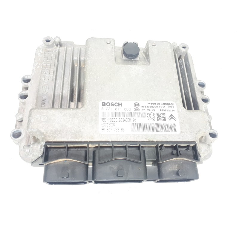 Recambio de centralita motor uce para peugeot 307 berlina (s2) x-line referencia OEM IAM 9661773380 0281011863 EDC16C34