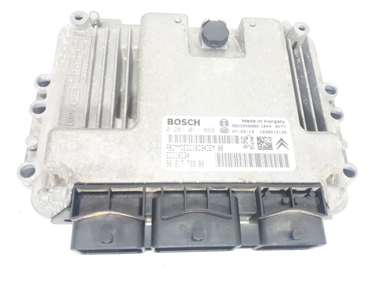 Recambio de centralita motor uce para peugeot 307 berlina (s2) x-line referencia OEM IAM 9661773380 0281011863 EDC16C34