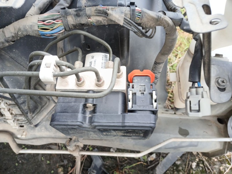 Recambio de abs para suzuki grand vitara ii (jt, te, td) 1.9 ddis a las 4 ruedas (jt419, td44, jb419wd, jb419xd) referencia OEM 