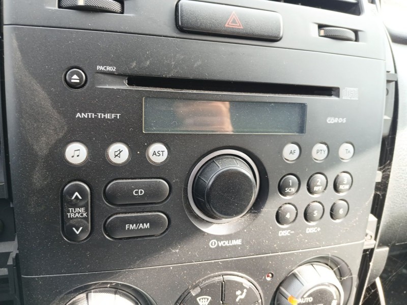 Recambio de sistema audio / radio cd para suzuki grand vitara ii (jt, te, td) 1.9 ddis a las 4 ruedas (jt419, td44, jb419wd, jb4