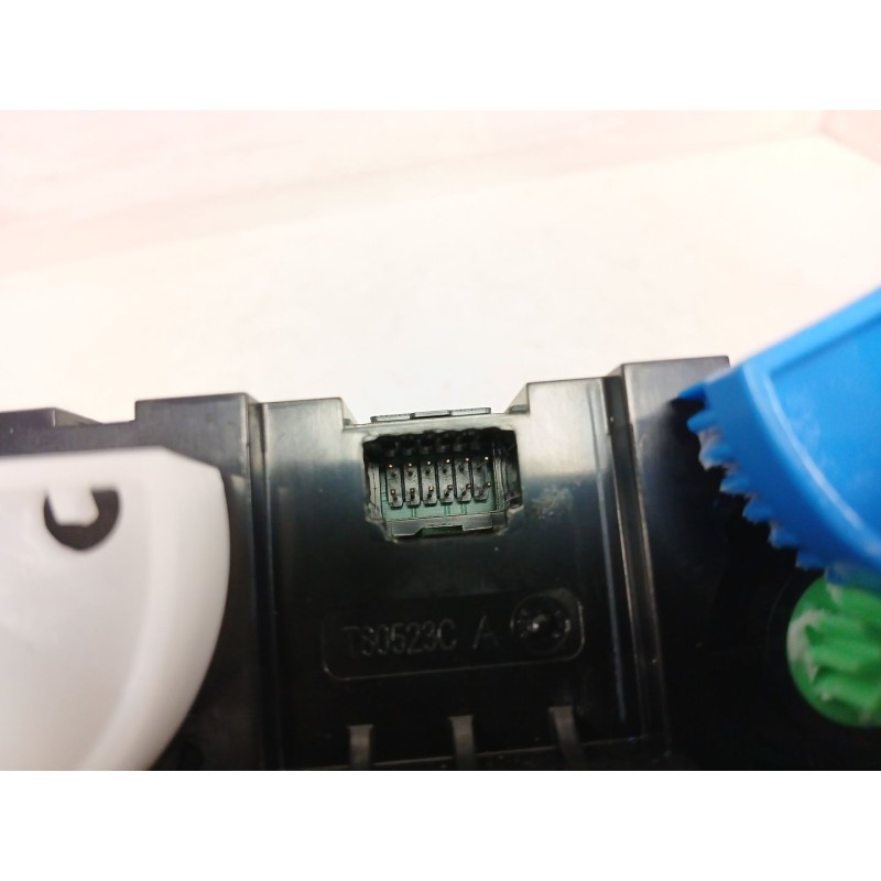 Recambio de mando calefaccion / aire acondicionado para nissan townstar furgoneta/monovolumen (xfk) 1.3 referencia OEM IAM 28525