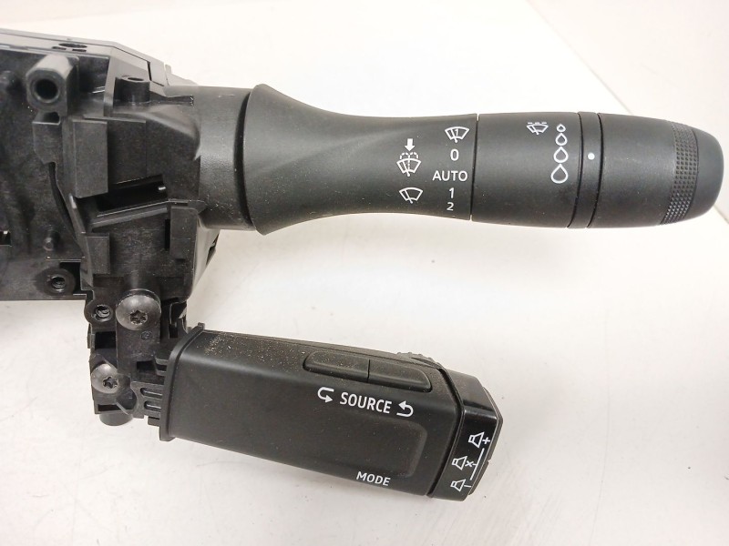 Recambio de mando luces para nissan townstar furgoneta/monovolumen (xfk) 1.3 referencia OEM IAM 255679931R 92960XFL02217 1050839