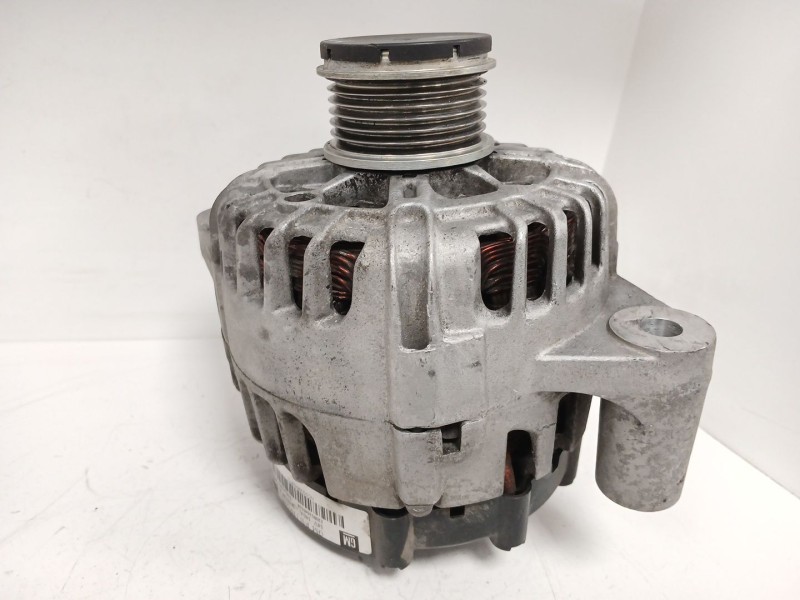 Recambio de alternador para opel astra j (p10) 2.0 cdti (68) referencia OEM IAM 13502581 2650799A TG12C052