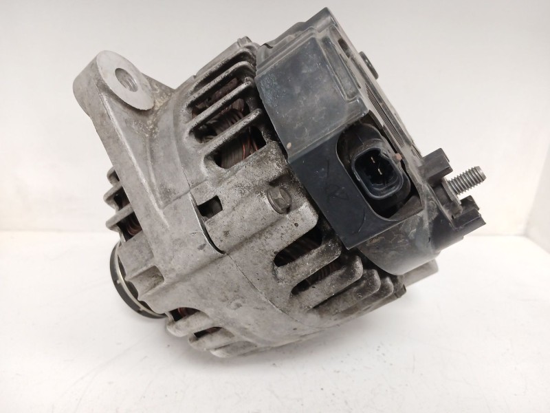 Recambio de alternador para opel astra j (p10) 2.0 cdti (68) referencia OEM IAM 13502581 2650799A TG12C052