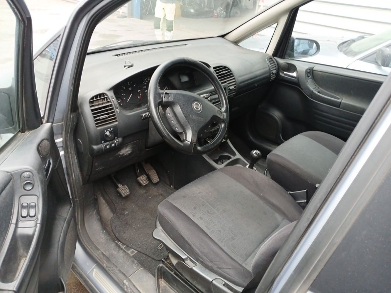 opel zafira a monospace (t98) del año 2001