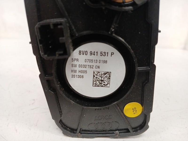 Recambio de mando luces para audi a3 sportback (8va, 8vf) 2.0 tdi referencia OEM IAM   