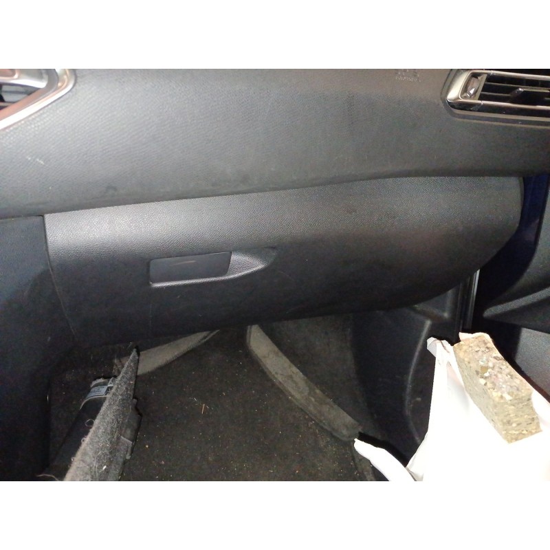 Recambio de guantera para peugeot 308 sw ii (lc_, lj_, lr_, lx_, l4_) 1.2 thp 130 referencia OEM IAM   