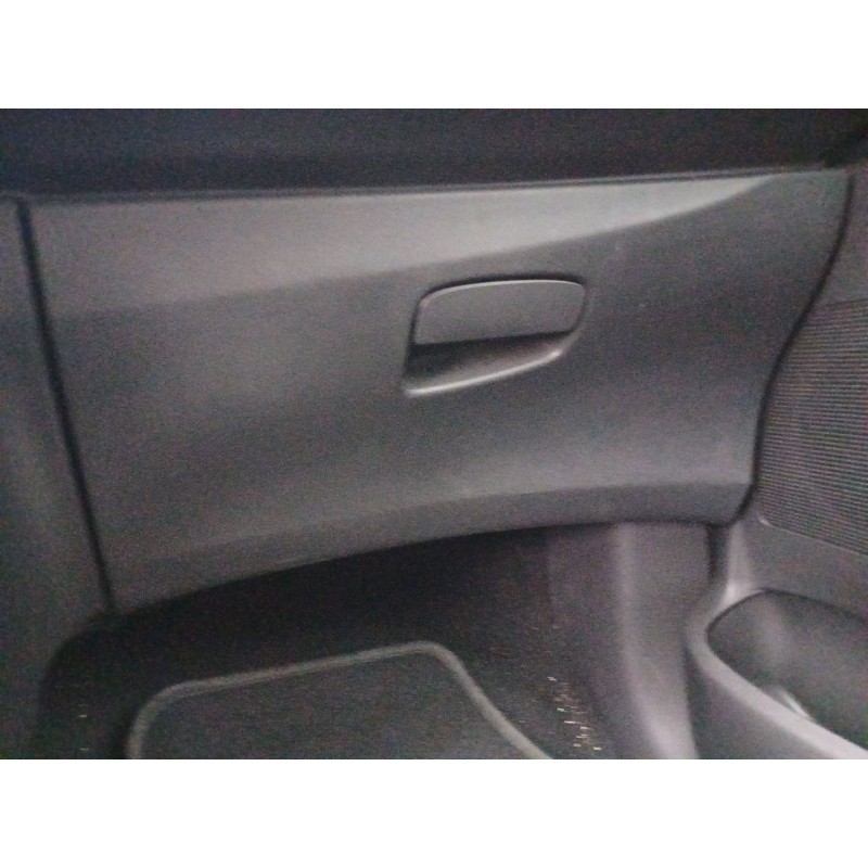 Recambio de guantera para citroën c3 ii (sc_) 1.4 hdi 70 (sc8hzc, sc8hr0, sc8hp4) referencia OEM IAM   