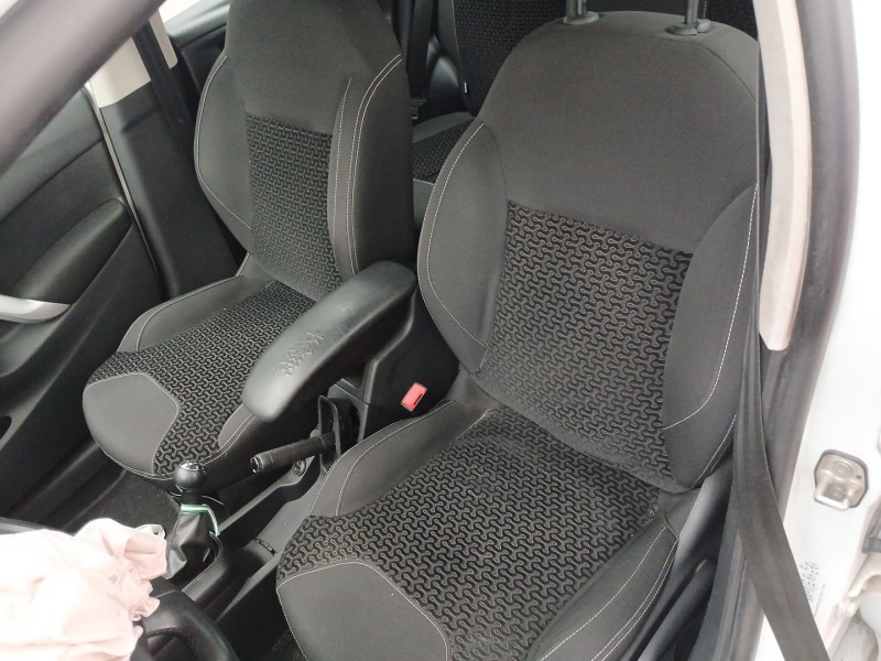 Recambio de juego asientos completo para citroën c3 ii (sc_) 1.4 hdi 70 (sc8hzc, sc8hr0, sc8hp4) referencia OEM IAM   