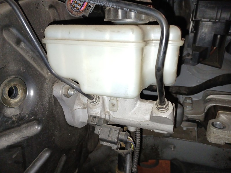 Recambio de bomba freno para volkswagen touran (1t3) 1.6 tdi referencia OEM IAM   